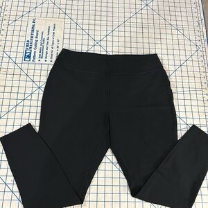 Women’s Black Yoga Pants/Knit Leggings